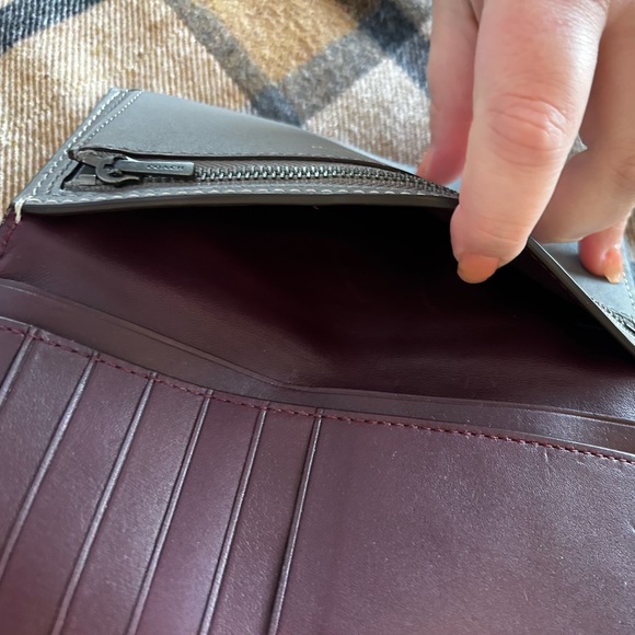 Coach Leather Wallet - Picture 4 of 9